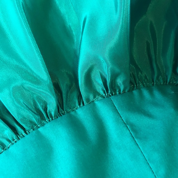 Vintage Prom Dress 1980’s, Emerald Green - Picture 5 of 5